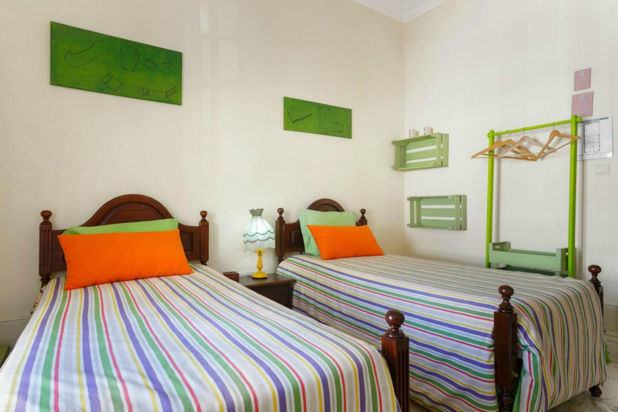 18St. Hostel Espinho  Rum bild