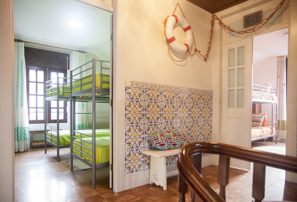 18St. Hostel Espinho  Exteriör bild